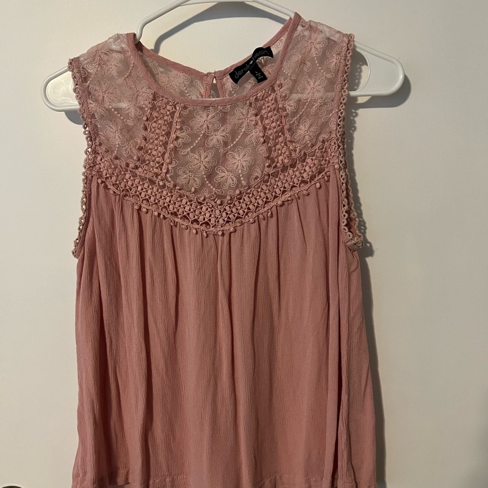 Pink Lace Sleeveless Top
